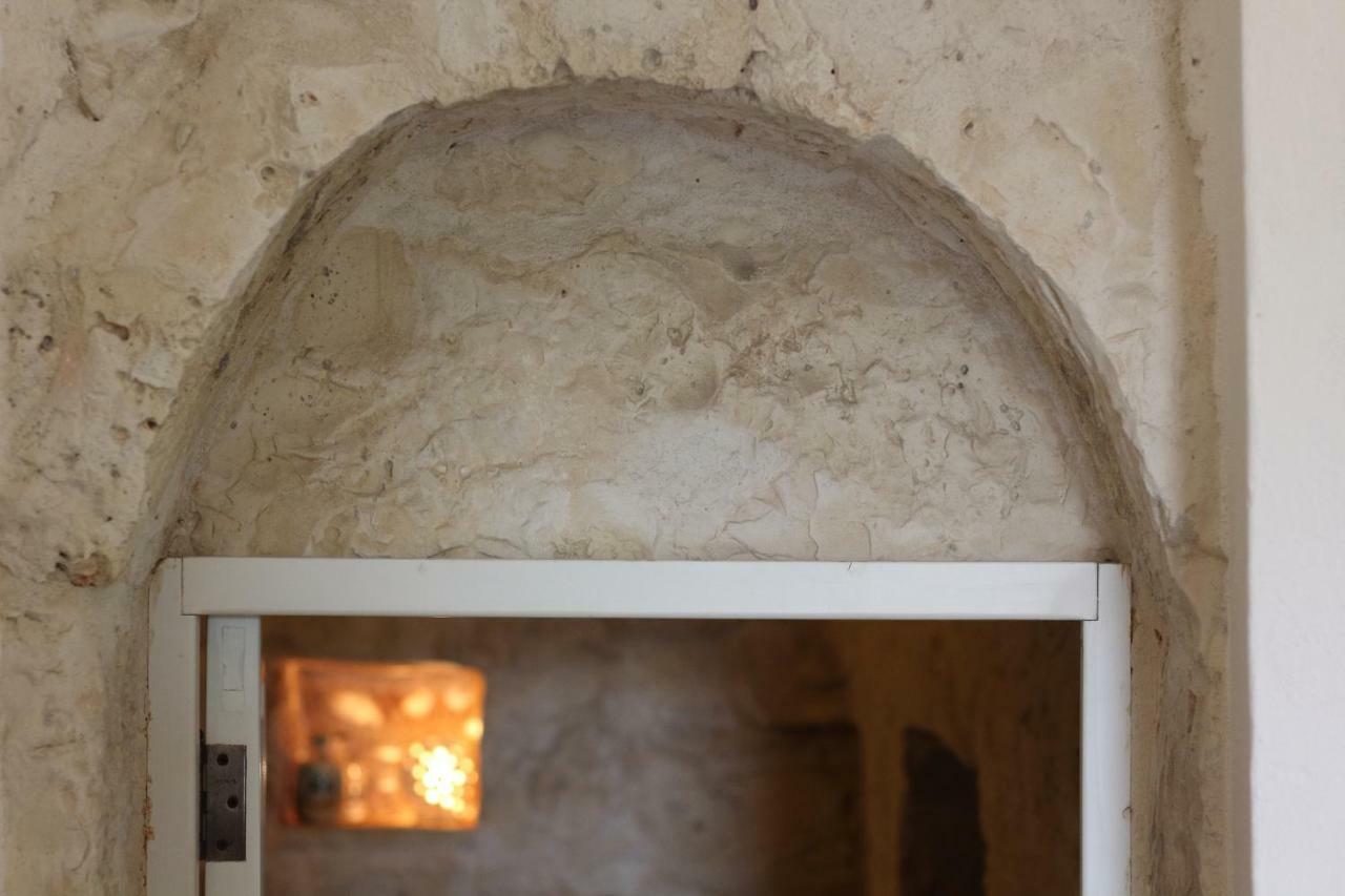 オストゥーニ Trullo Riccardoヴィラ エクステリア 写真